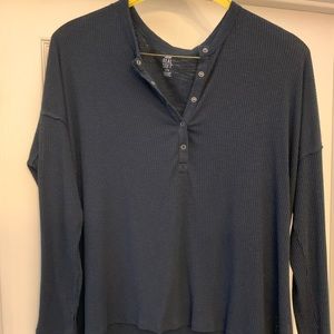 American Eagle oversized long sleeve Henley